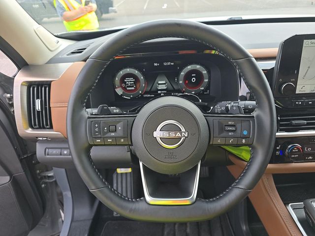 Used 2025 Nissan Pathfinder SUV