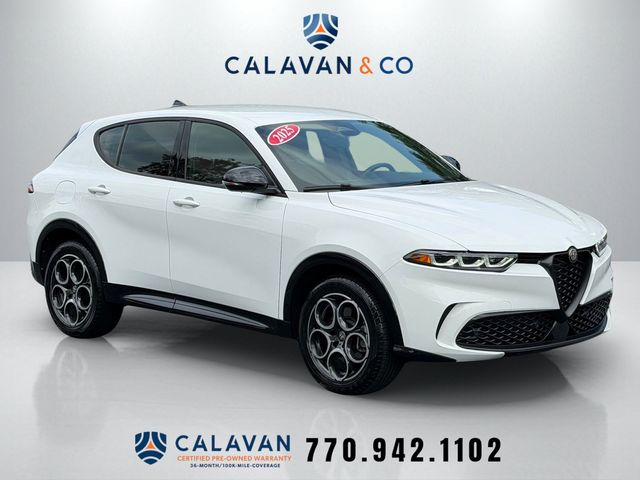 Milano White 2025 Alfa Romeo Tonale SUV / Crossover All-Wheel Drive 9-Speed Automatic