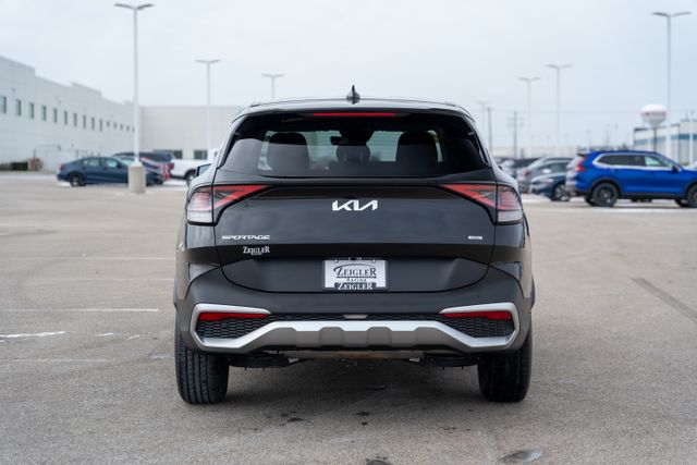 2023 Kia Sportage Hybrid LX 6