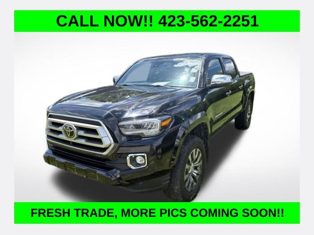 Midnight Black Metallic 2022 Toyota Tacoma Pickup Truck Four-Wheel Drive 6-Speed Automatic