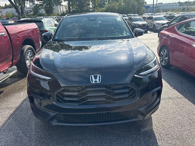 Used 2025 Honda HR-V SUV