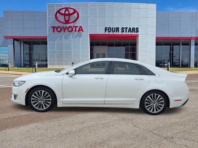 White Platinum 2020 Lincoln MKZ Standard FWD Sedan Front-Wheel Drive 6-Speed Automatic