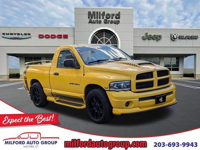 Solar Yellow Clearcoat 2005 Dodge RAM 1500 ST RWD Pickup Truck Rear-Wheel Drive 5-Speed Automatic