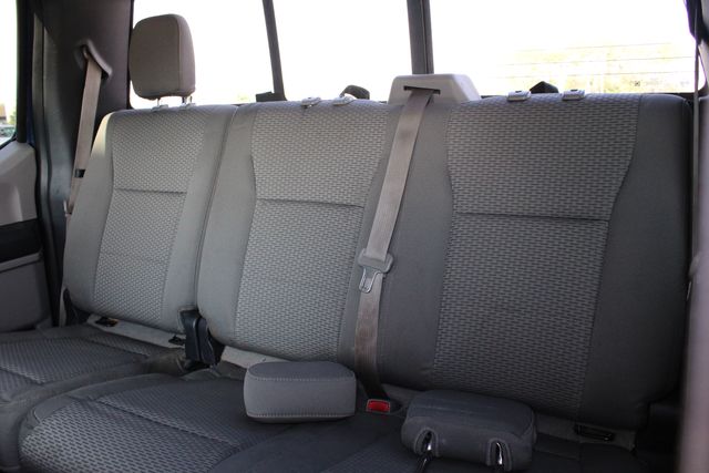 Used 2015 Blue Ford XLT image 18