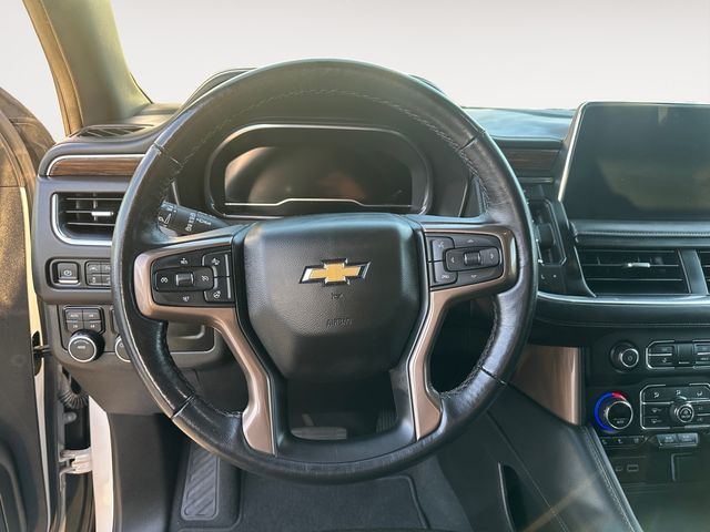 Used 2023 White Chevrolet High Country image 12