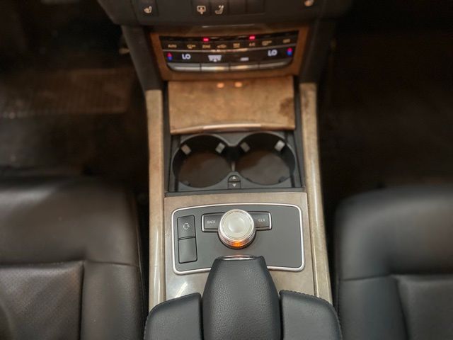 2011 Mercedes-Benz E 350 thumbnail 28