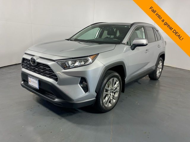 2021 Toyota RAV4 XLE Premium 2