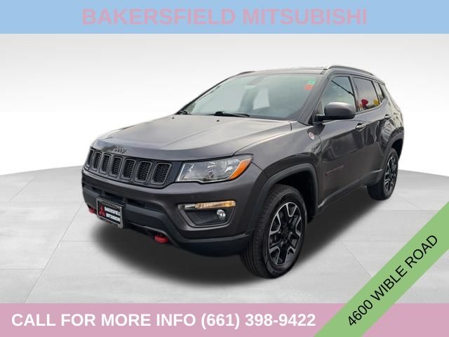 Gray (Granite Crystal Metallic Clearcoat) 2020 Jeep Compass Trailhawk 4WD SUV / Crossover Four-Wheel Drive 9-Speed Automatic