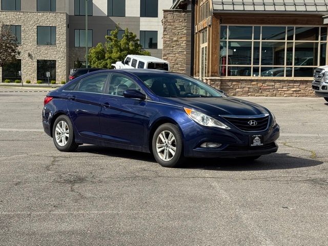 Pacific Blue Pearl Mica 2013 Hyundai Sonata GLS FWD Sedan Front-Wheel Drive 6-Speed Automatic