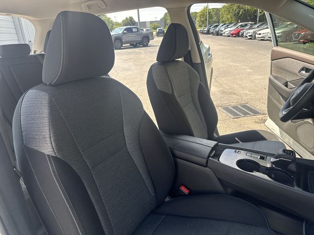 Used 2023 White Nissan SV image 10