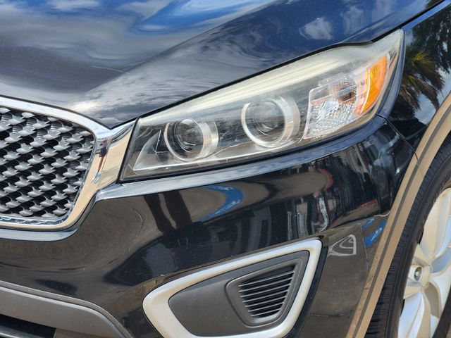 2018 Kia Sorento L - 8