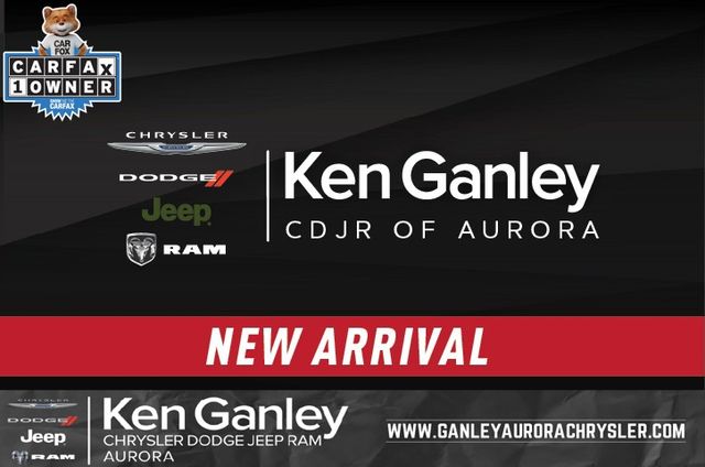 Diamond Black Crystal Pearlcoat 2026 Chrysler Pacifica Select AWD Minivan All-Wheel Drive 9-Speed Automatic