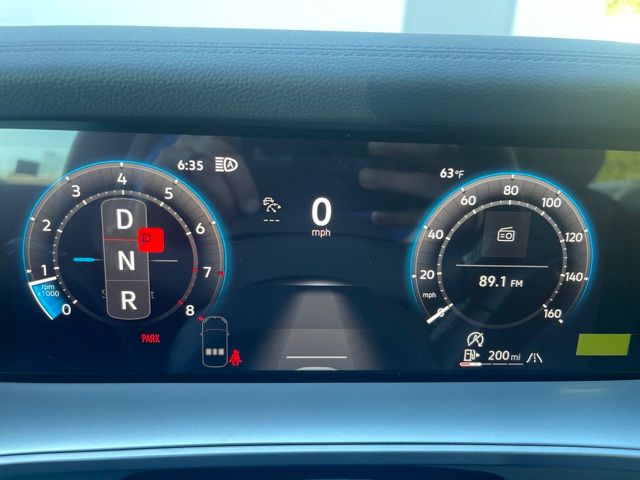 2025 Volkswagen Tiguan SE - Photo 17