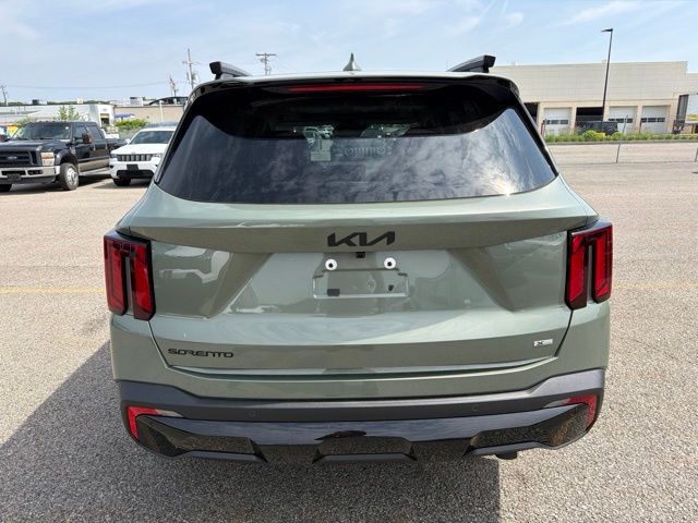 New 2026 Green Kia X-Line SX image 4