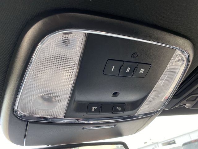 2017 Chrysler 300 S photo