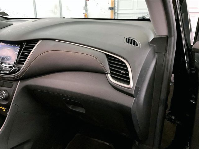2022 Chevrolet Trax LT Black at South Hills Kia