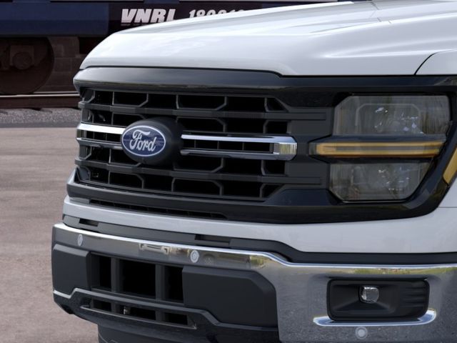 New 2026 White Ford XLT image 18