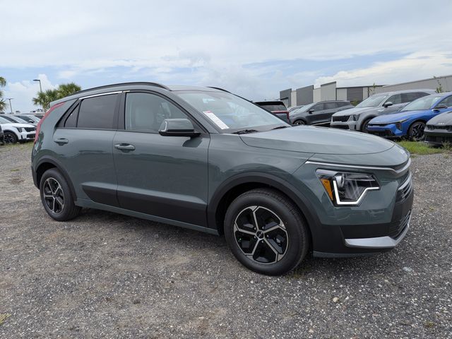 Green 2026 Kia Niro SUV / Crossover Front-Wheel Drive 6-Speed Dual Clutch