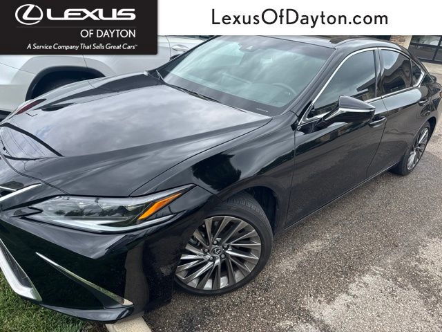 2024 Lexus ES Hybrid 300h Ultra Luxury FWD