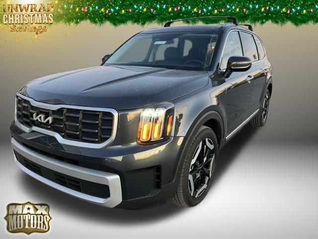 2024 Kia Telluride S 3