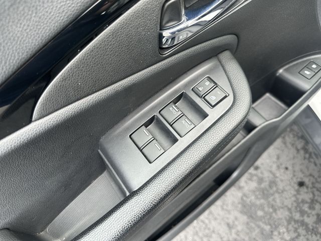 Used 2019  Honda Touring image 17