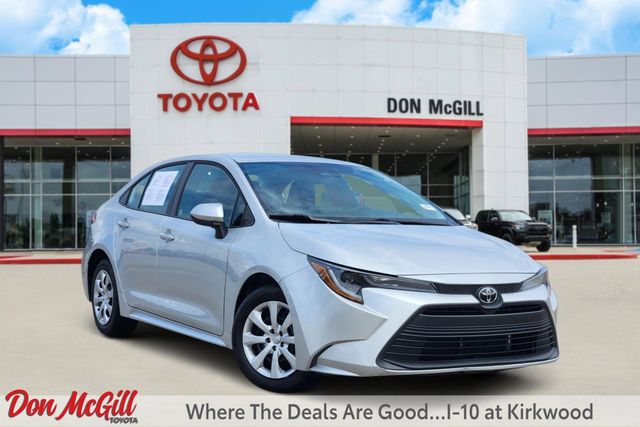 Classic Silver Metallic 2026 Toyota Corolla LE FWD Sedan Front-Wheel Drive Continuously Variable Transmission