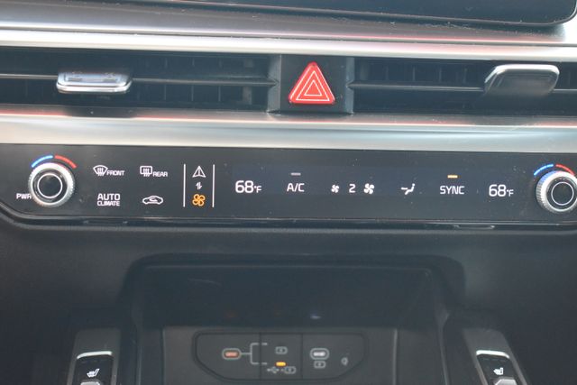 Used 2024 Kia Sorento SUV