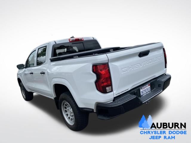 View vehicle photo 5