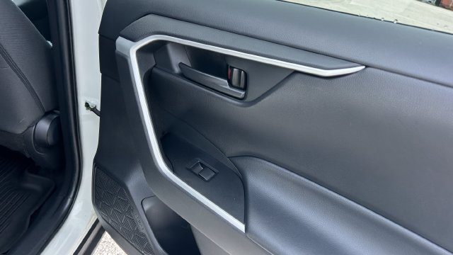 Used 2021 Toyota RAV4 SUV