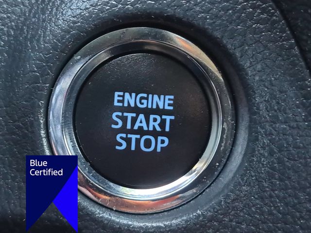 Used 2020 Black Toyota XLE image 27