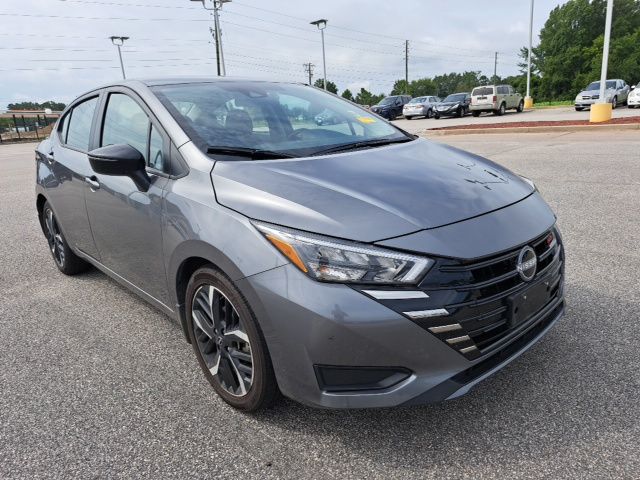 2024 Nissan Versa 1.6 SR