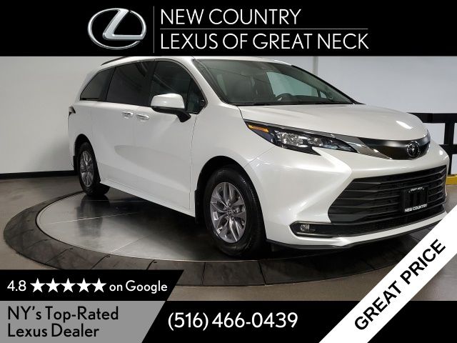 2026 Toyota Sienna XLE