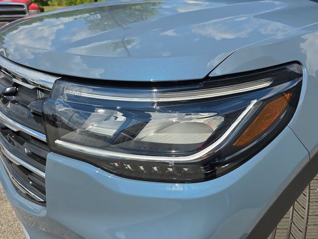 New 2026 Vapor Blue Metallic Ford Active image 32