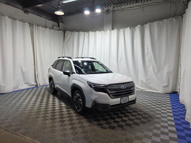 Crystal White Pearl 2025 Subaru Forester Limited Crossover AWD SUV / Crossover All-Wheel Drive Continuously Variable Transmission