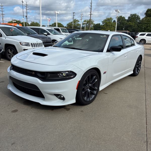 White 2023 Dodge Charger Sedan Rear-Wheel Drive 8-Speed Automatic