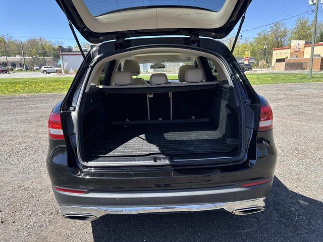 2017 Mercedes-Benz GLC - Image 27