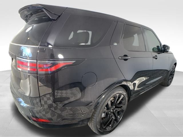 2025 Land Rover Discovery Dynamic SE 6