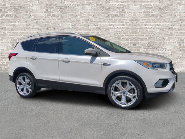 White Platinum Clearcoat Metallic 2019 Ford Escape Titanium AWD SUV / Crossover All-Wheel Drive 6-Speed Automatic