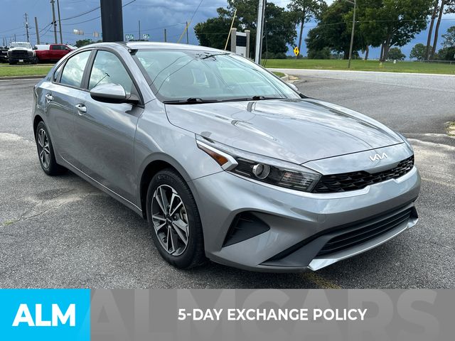 Used 2023 Gray Kia LXS image 3