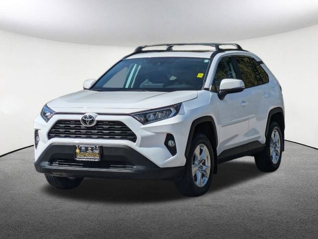 2021 Toyota RAV4 XLE 9