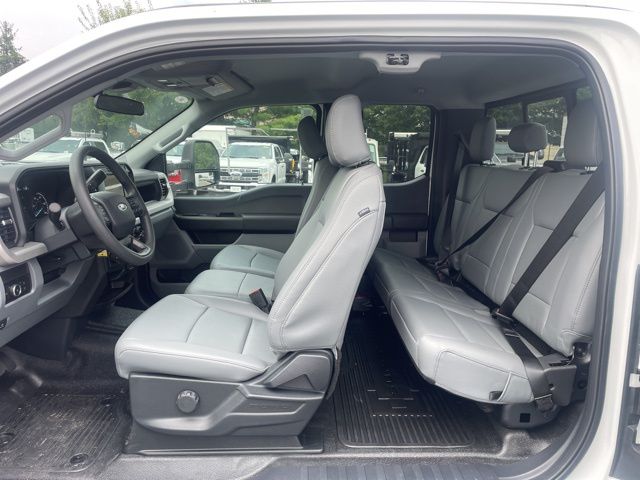 2025 Ford F-350 Super Duty XL