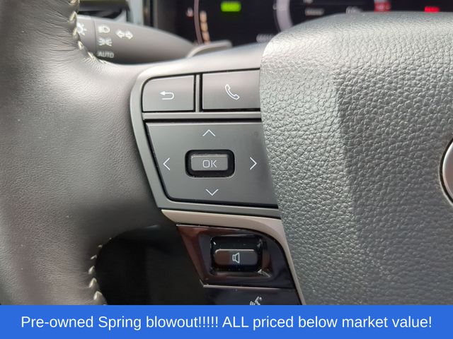Used 2025 UNDERGROUND Toyota SE image 26