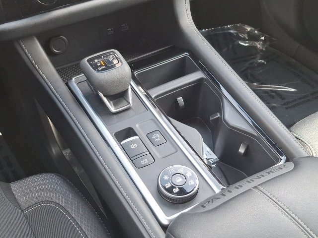 Used 2024 Nissan Pathfinder SUV