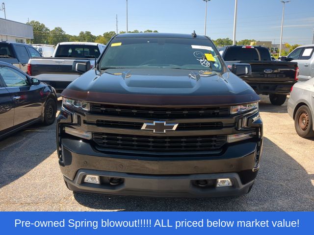 Used 2019 Black Chevrolet RST image 3