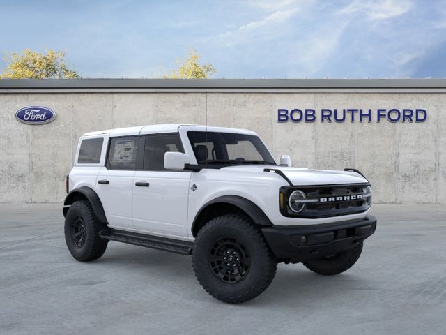 2026 Ford Bronco Outer Banks White at Grove City Ford