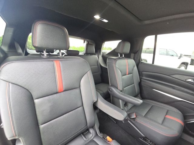 2025 Chevrolet Traverse RS:C02632