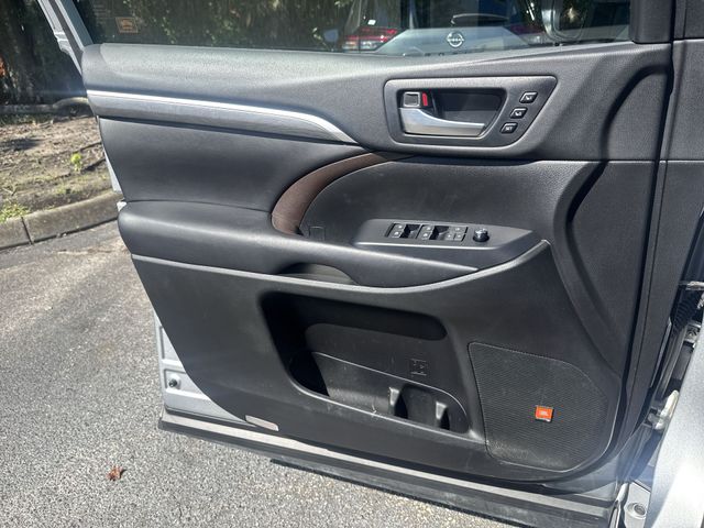 Used 2019 Silver Toyota Limited image 28