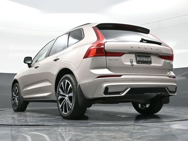 2025 Volvo XC60  photo