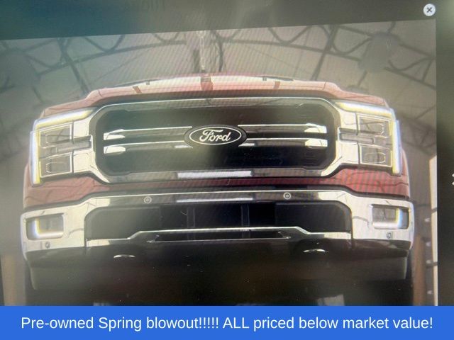 Used 2024 Red Metallic Ford Lariat image 20