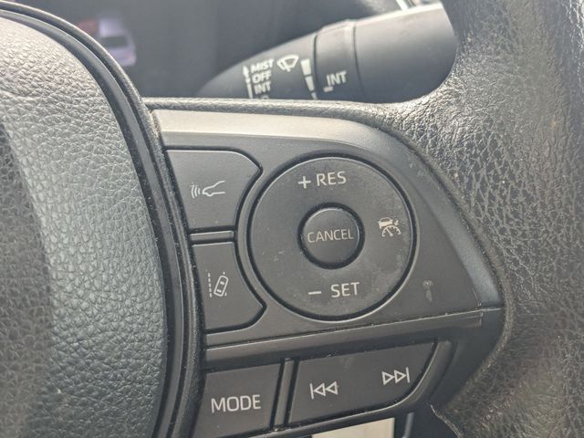 2021 Toyota Corolla LE Silver at Davis Toyota of Orangeburg